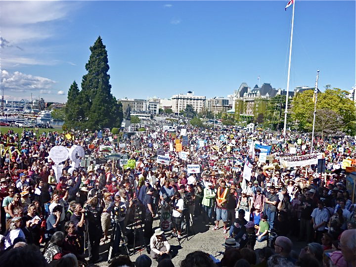 29941_10150192766785355_812895354_12536669_4375243_n-1 29941_10150192766785355_812895354_12536669_4375243_n-1